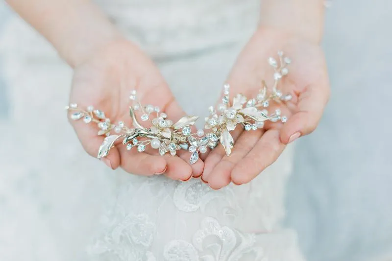 APRIL Silvered Leaves Hair Clip Set