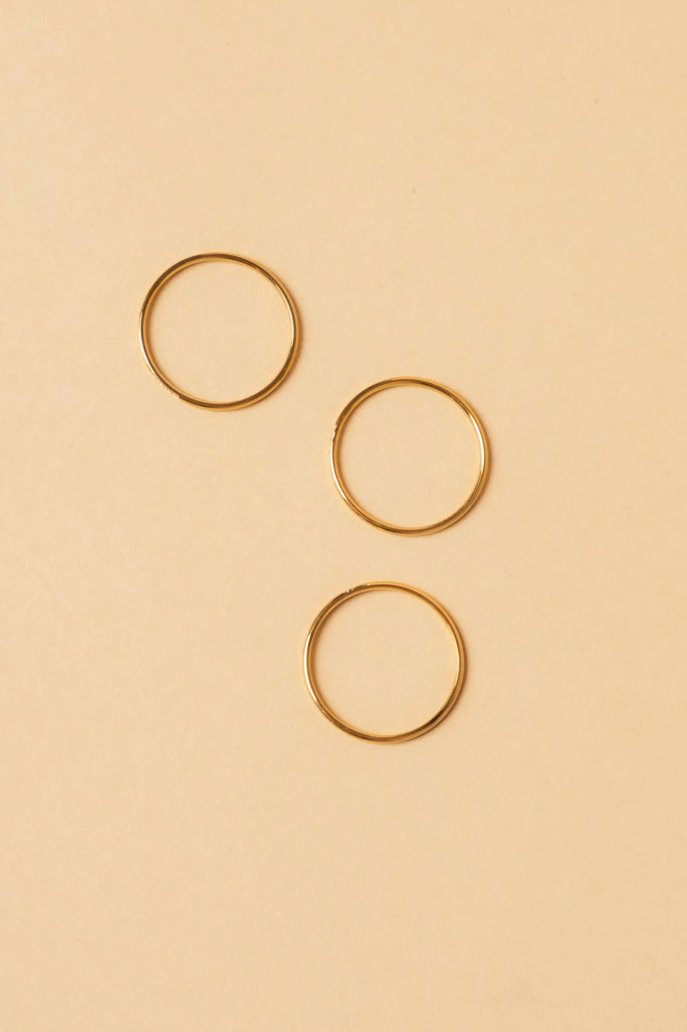 Dainty Stoned Ring Set