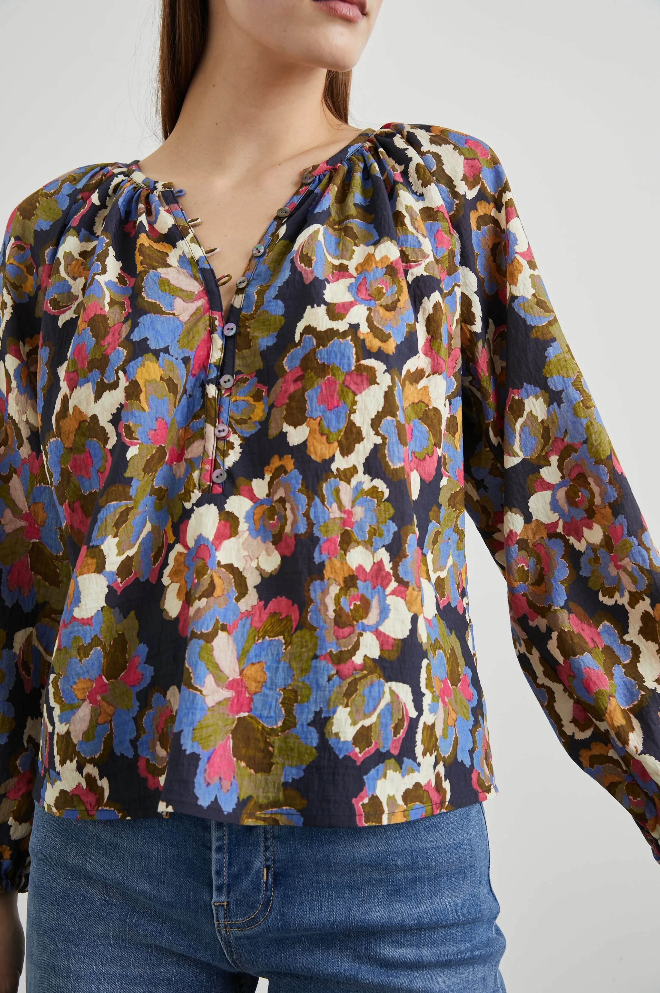 INDI TOP - NAVY WILDFLOWER