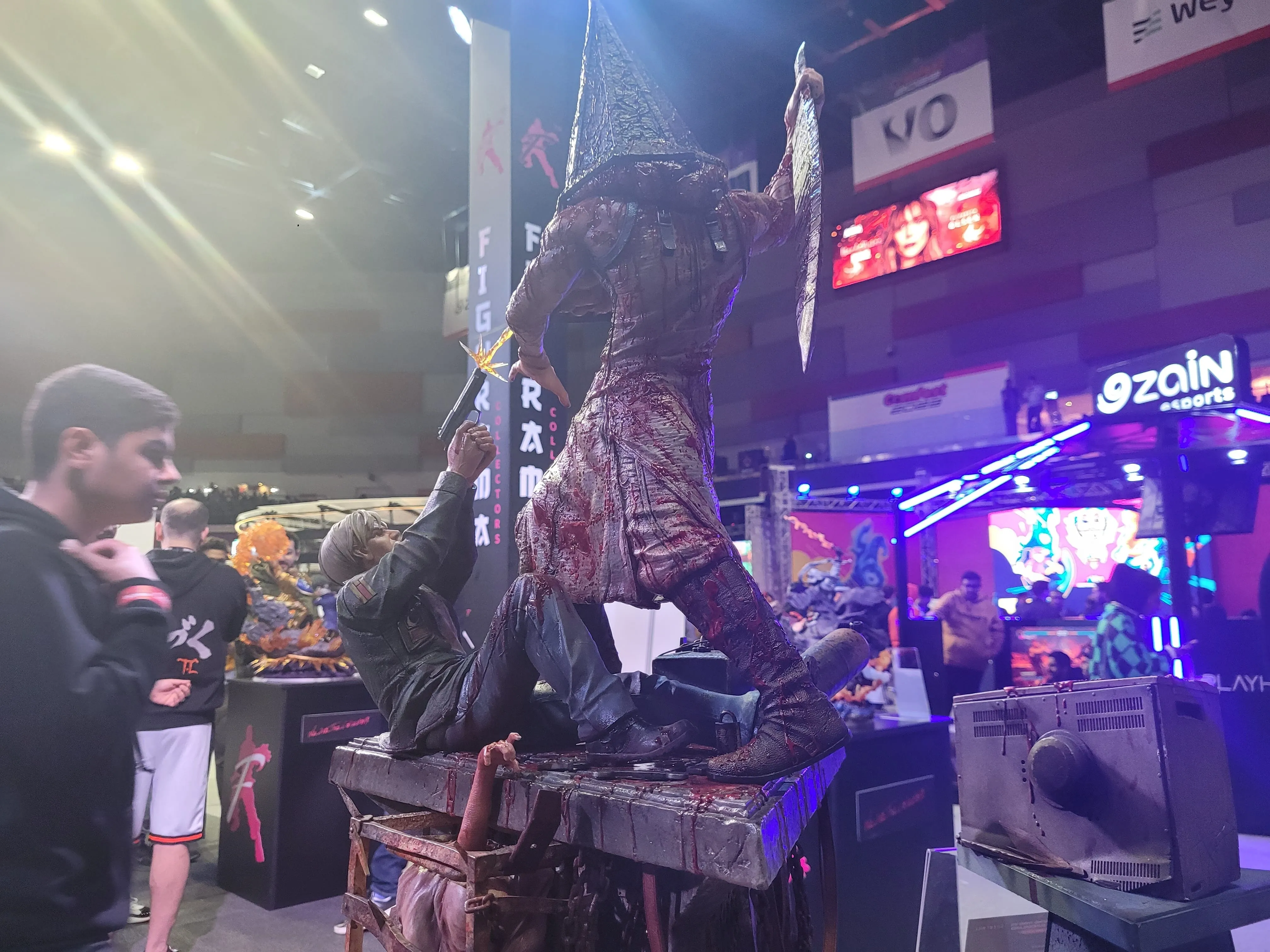 James Sunderland vs Red Pyramid Statue for 10 Months