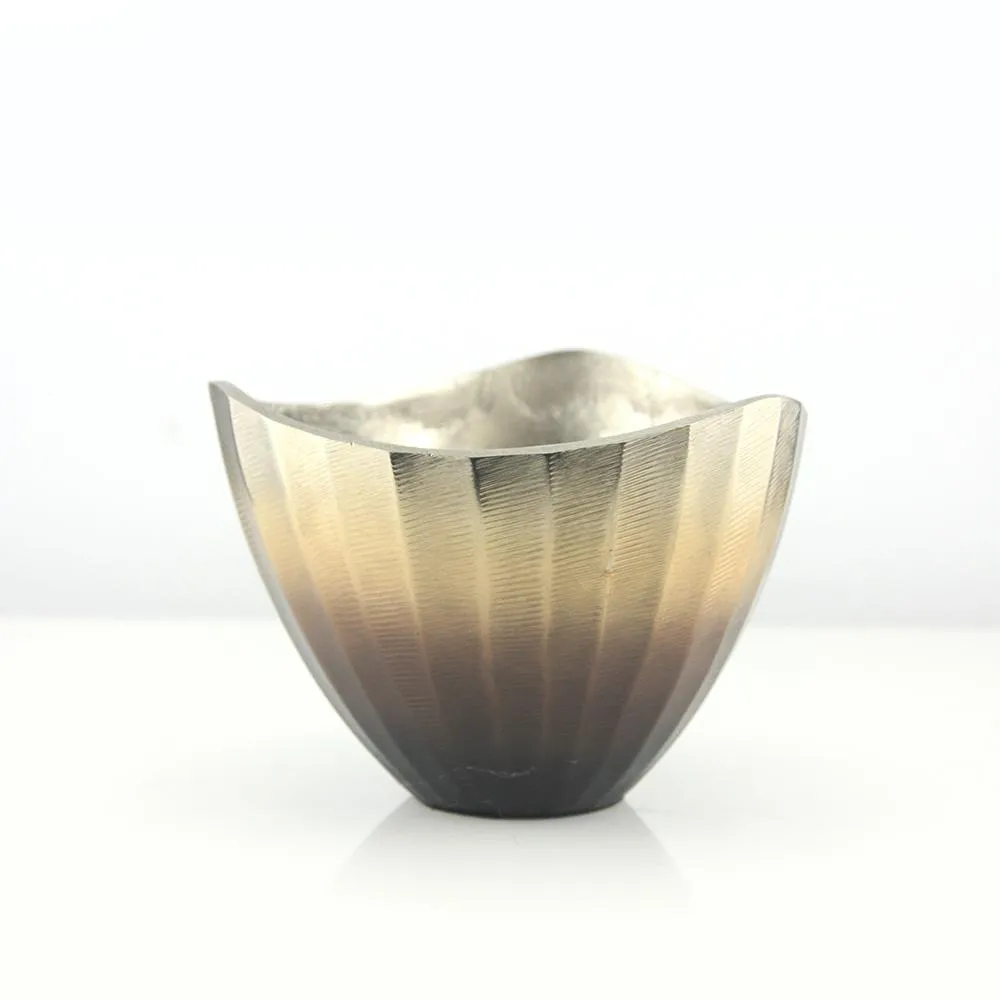 Metal Gradient Centerpiece Bowl
