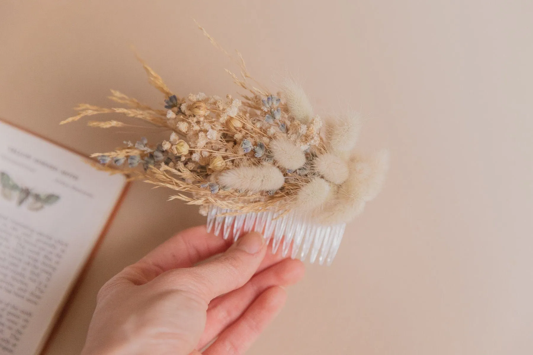 Natural Lagurus & Lavender Bridal Hair Comb / Dried Gypsophila Wedding Comb