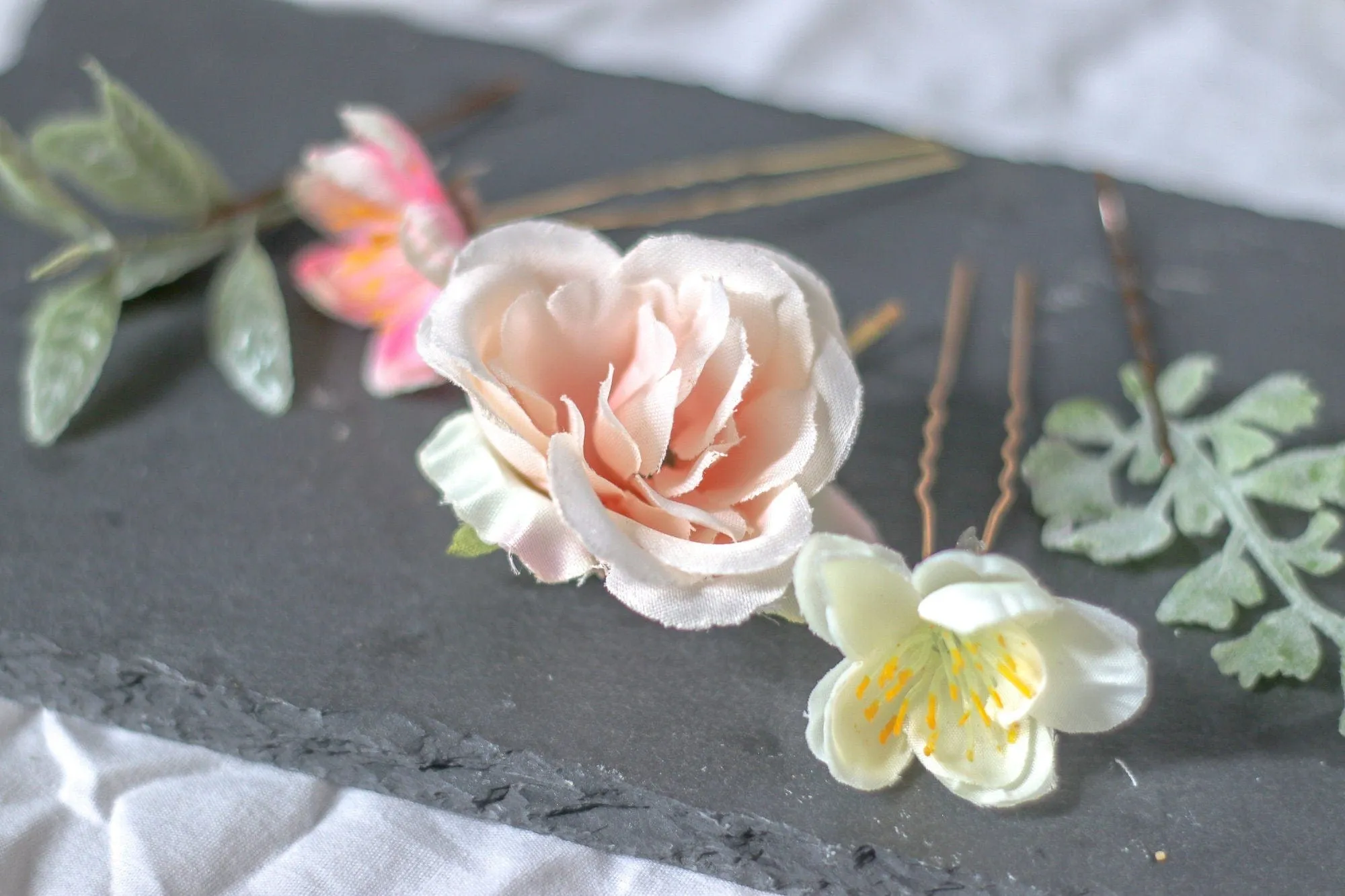 Pastel Flower Hair Pin Set