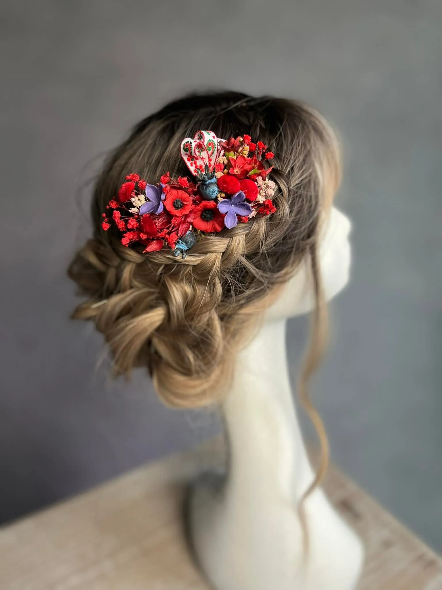 Red poppy flower hair comb