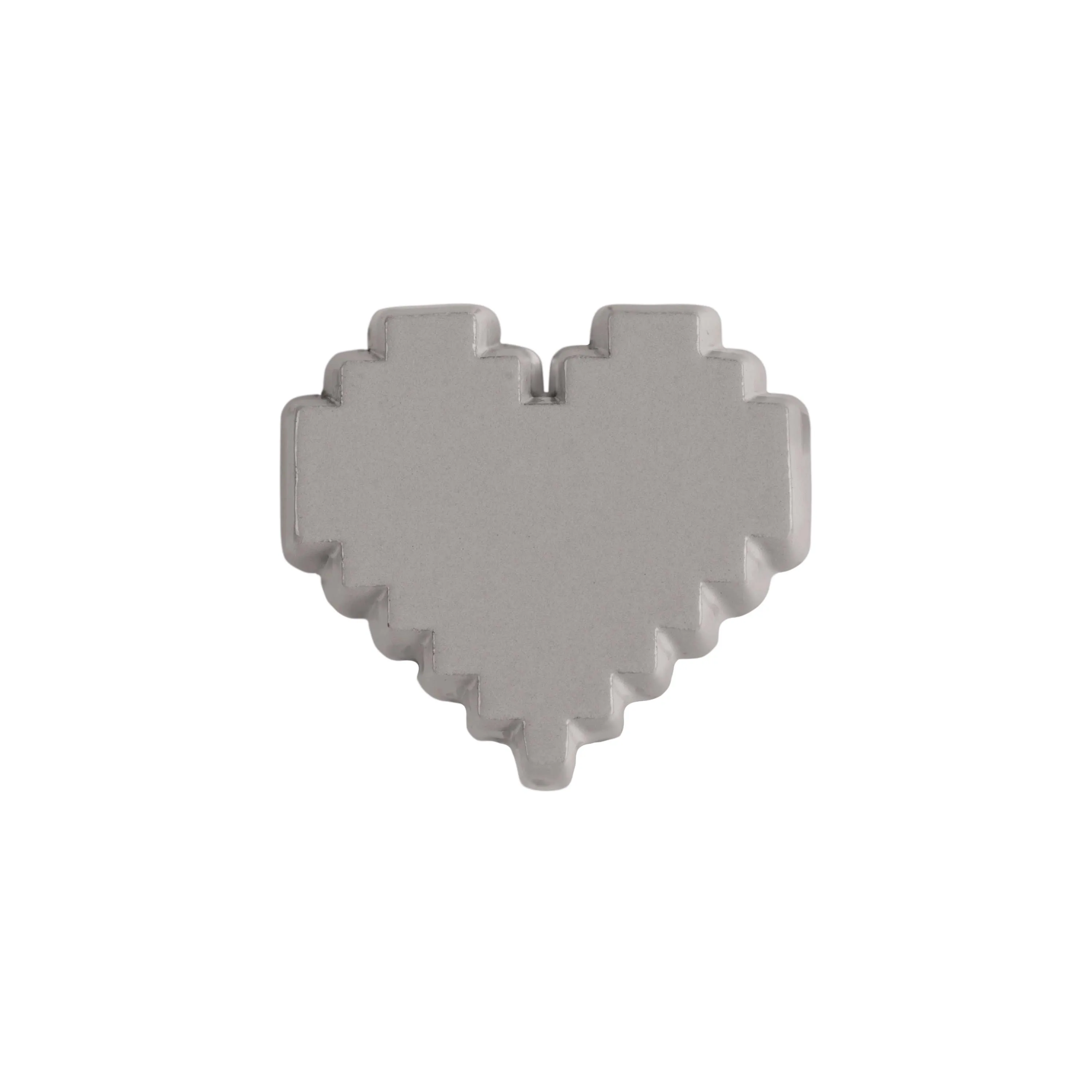 Sanshee - Pixel Heart Mini Pin