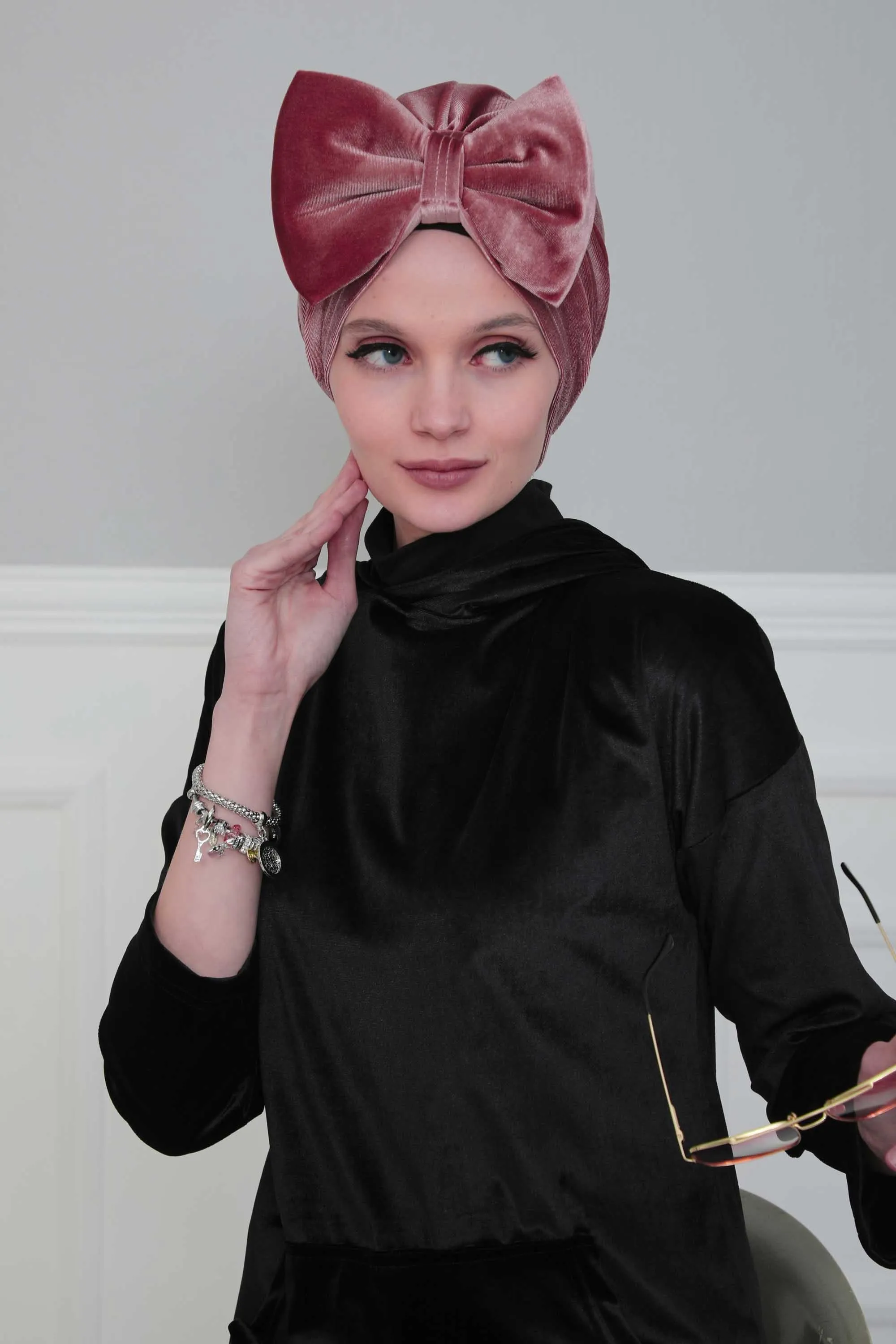 Velvet Bowtie Instant Turban Hijab for Women Lightweight Head Wrap, Luxurious Velour Pre-Tied Instant Turban, Trendy Velvet Chemo Cap,B-11K